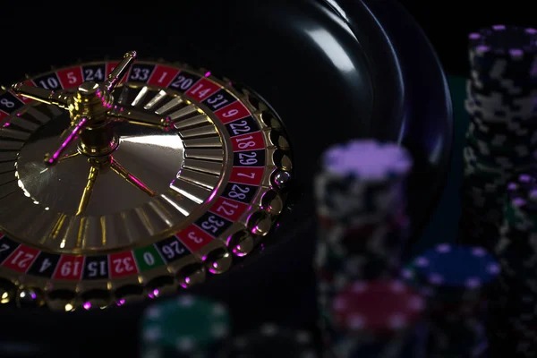 macan4d mobile app interface showing football markets and live dealers